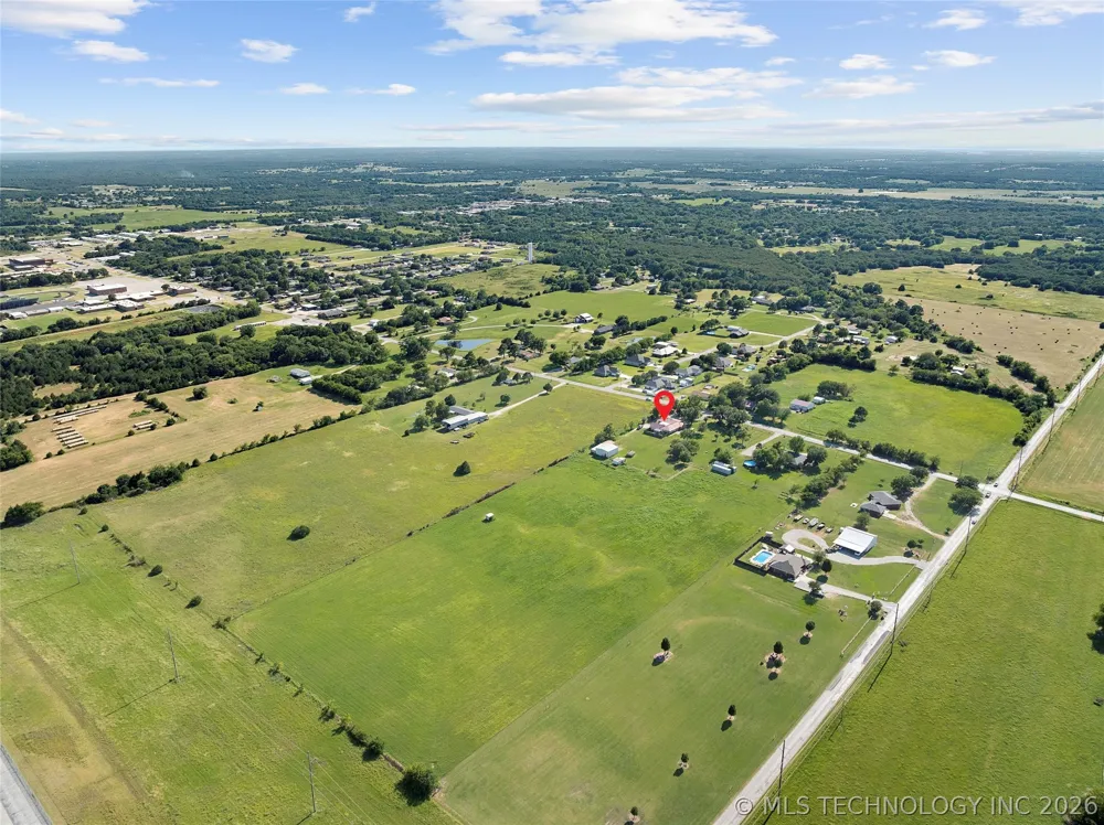 6892 Meridian Road Ardmore, OK 73401