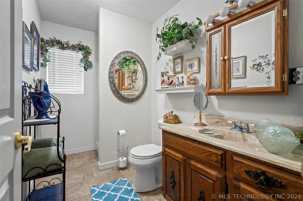 6892 Meridian Road Ardmore, OK 73401