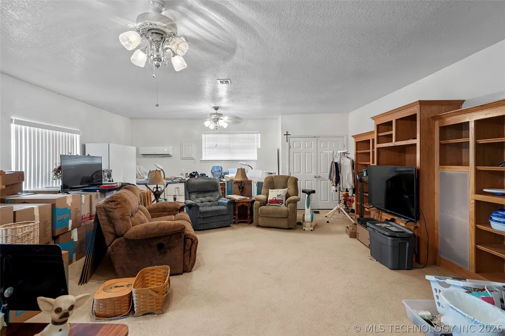 6892 Meridian Road Ardmore, OK 73401