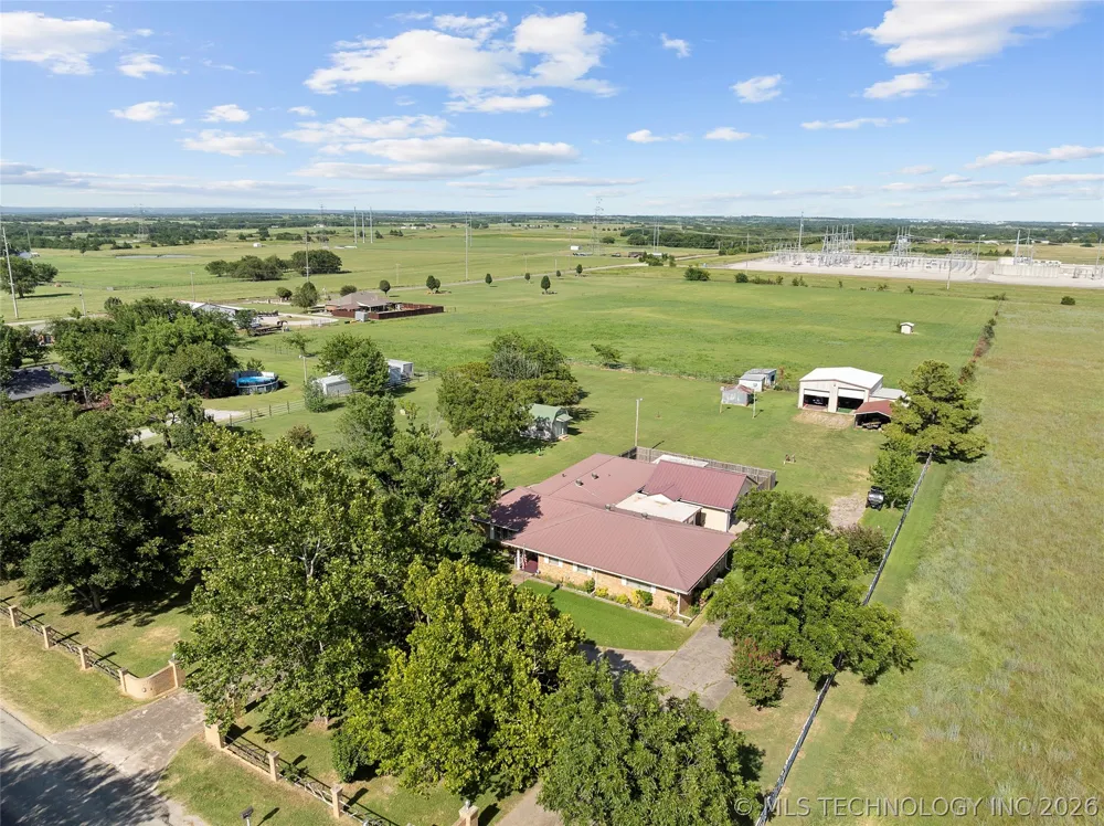 6892 Meridian Road Ardmore, OK 73401