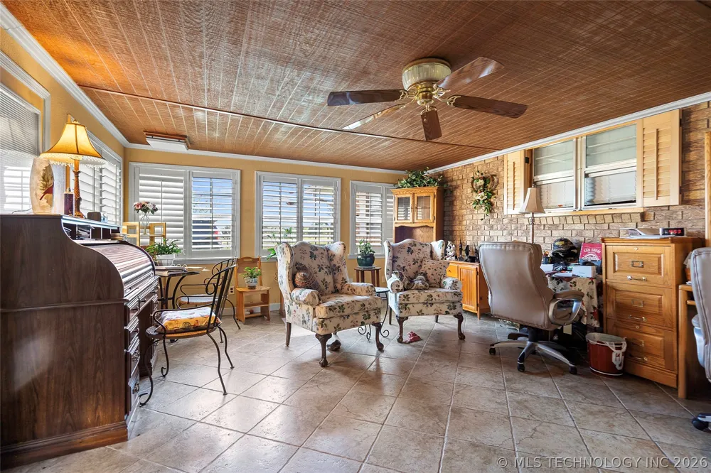 6892 Meridian Road Ardmore, OK 73401