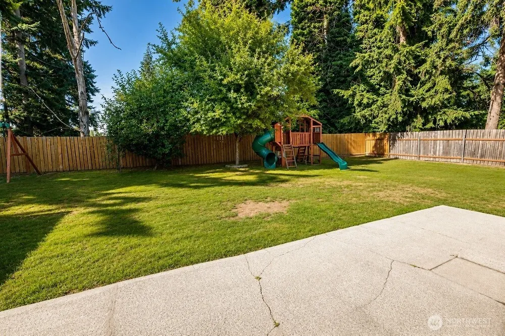 2465 24th Street SE Auburn, WA 98002