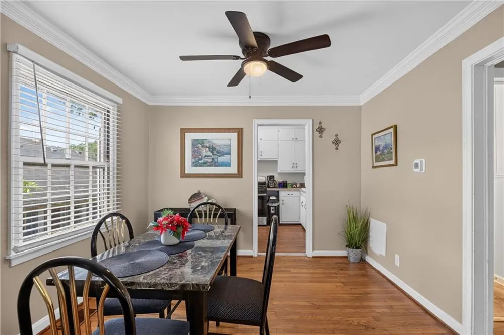 2727 Humphries Street East Point, GA 30344
