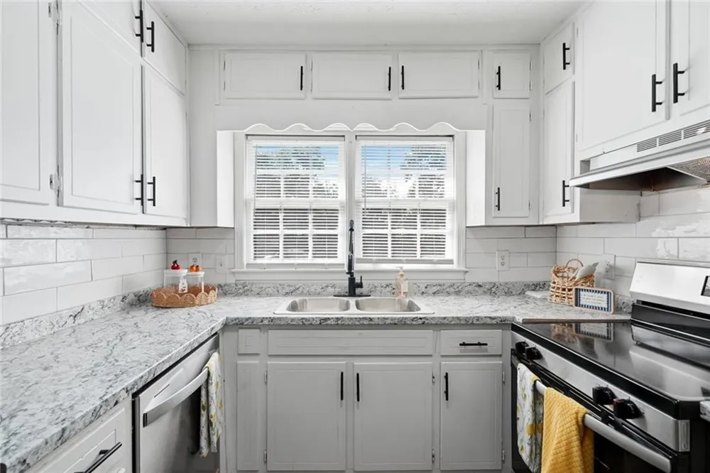 1073 Heritage Drive Greensboro, GA 30642