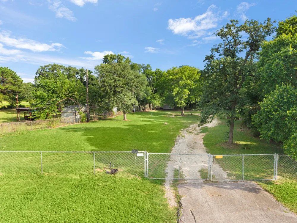 5720 E Highway 67 Alvarado, TX 76009