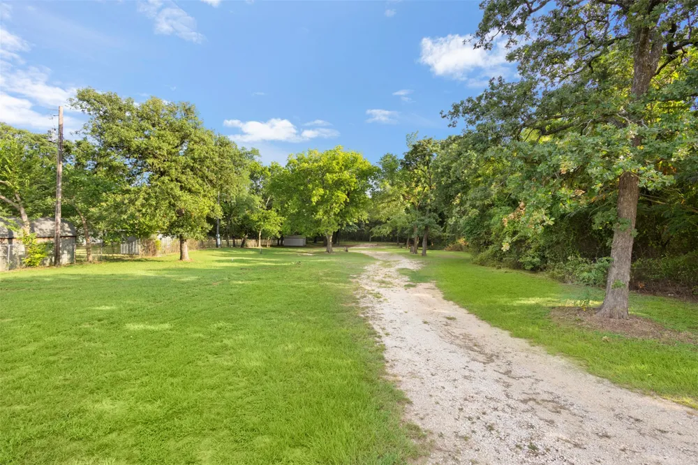 5720 E Highway 67 Alvarado, TX 76009