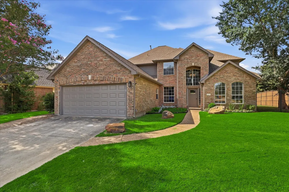 217 Patricia Lane Highland Village, TX 75077