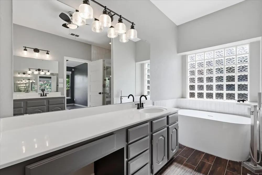 217 Patricia Lane Highland Village, TX 75077