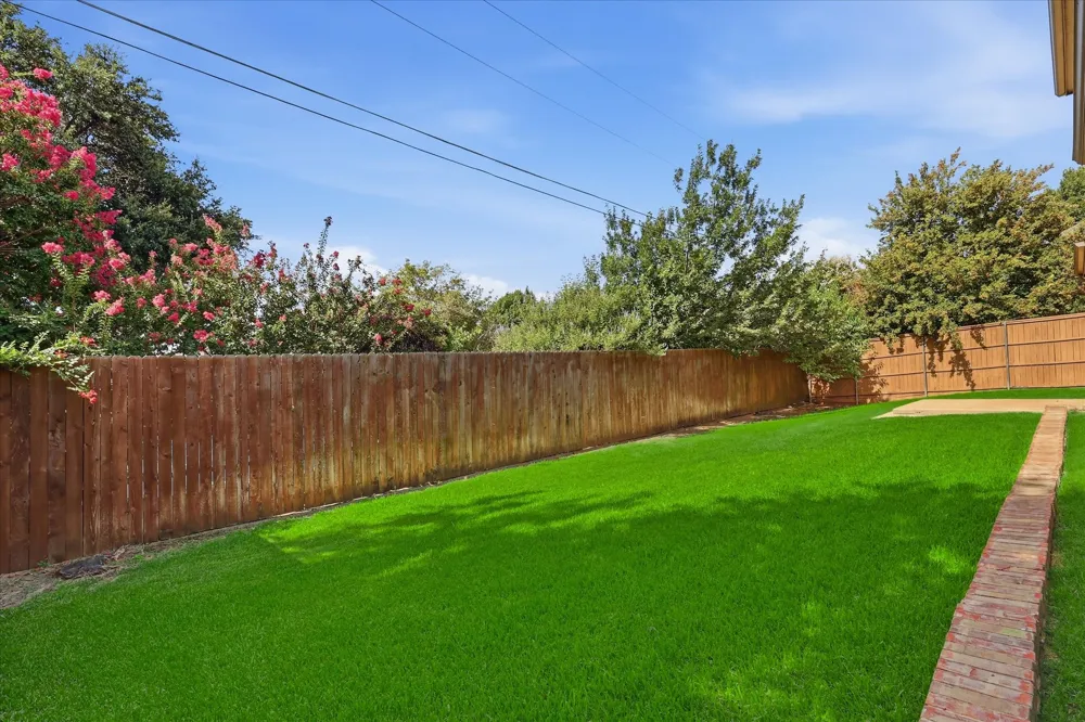 217 Patricia Lane Highland Village, TX 75077