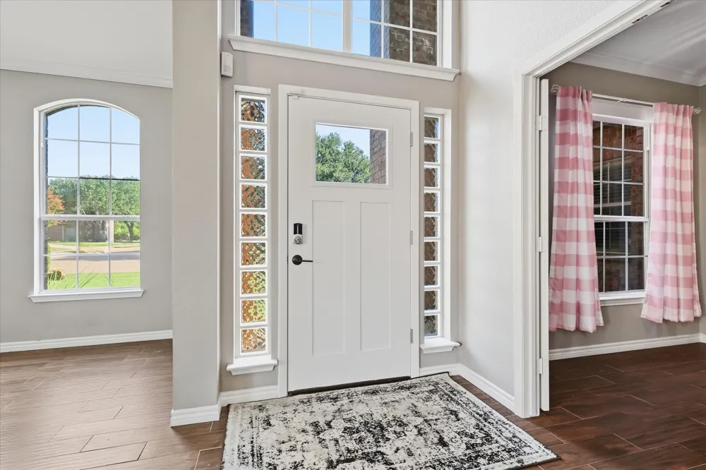 217 Patricia Lane Highland Village, TX 75077