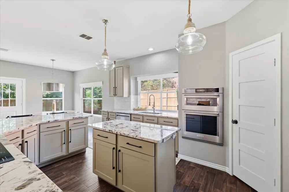 217 Patricia Lane Highland Village, TX 75077