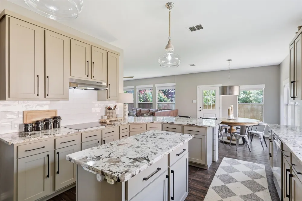 217 Patricia Lane Highland Village, TX 75077