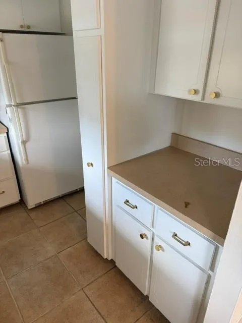 2223 SUNSET DRIVE #E24 Bradenton, FL 34207