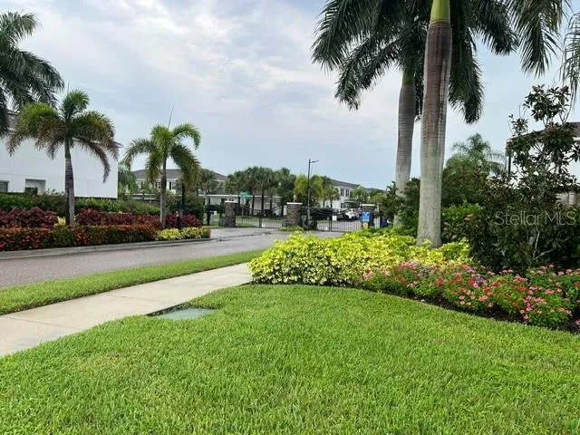 6445 BAYTOWN DRIVE Sarasota, FL 34240