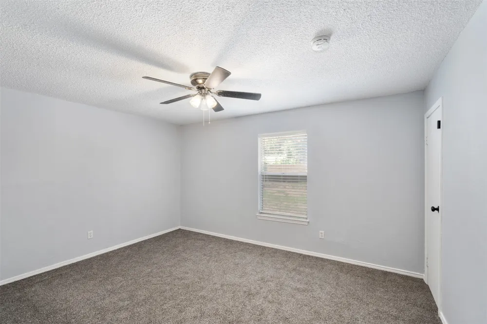 217 Pierce Drive Mabank, TX 75156
