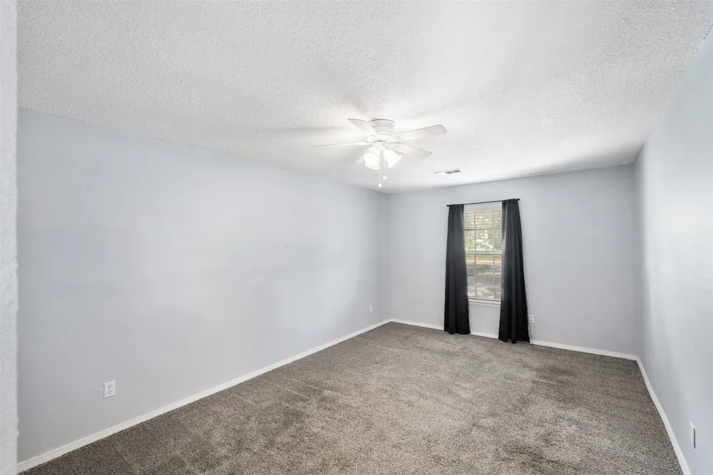 217 Pierce Drive Mabank, TX 75156