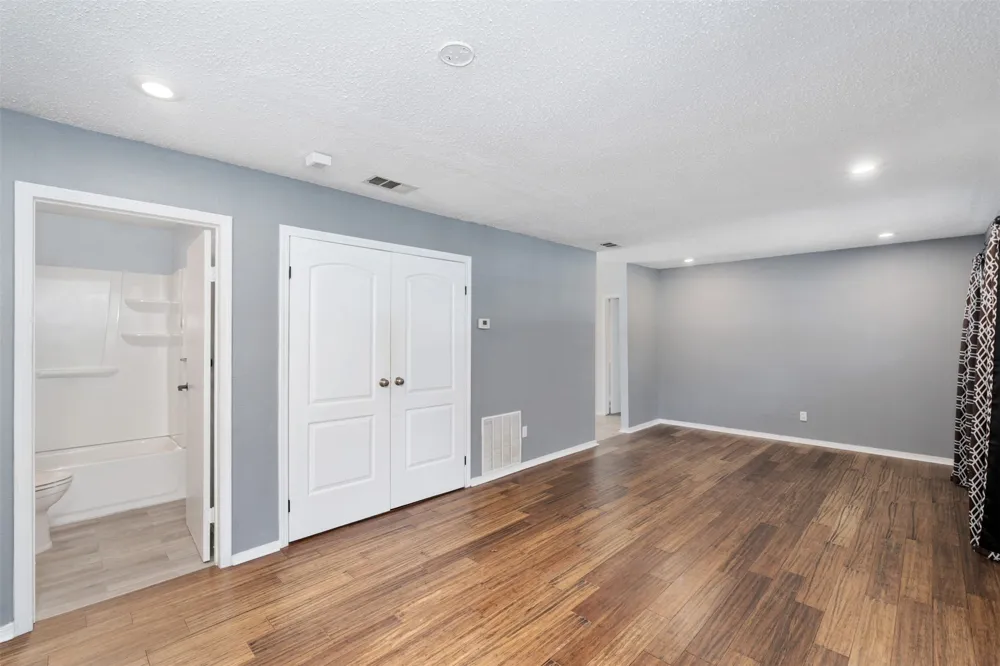 217 Pierce Drive Mabank, TX 75156