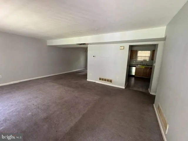 2564 SOUTHSIDE AVENUE Cambridge, MD 21613