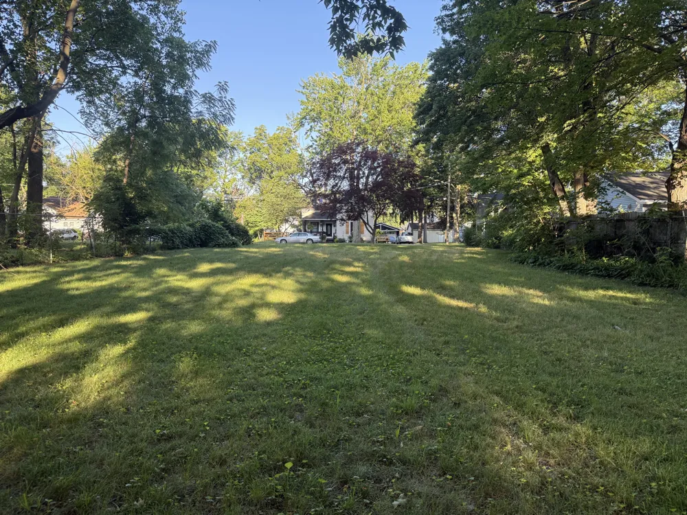 1015 6th Street Niles, MI 49120