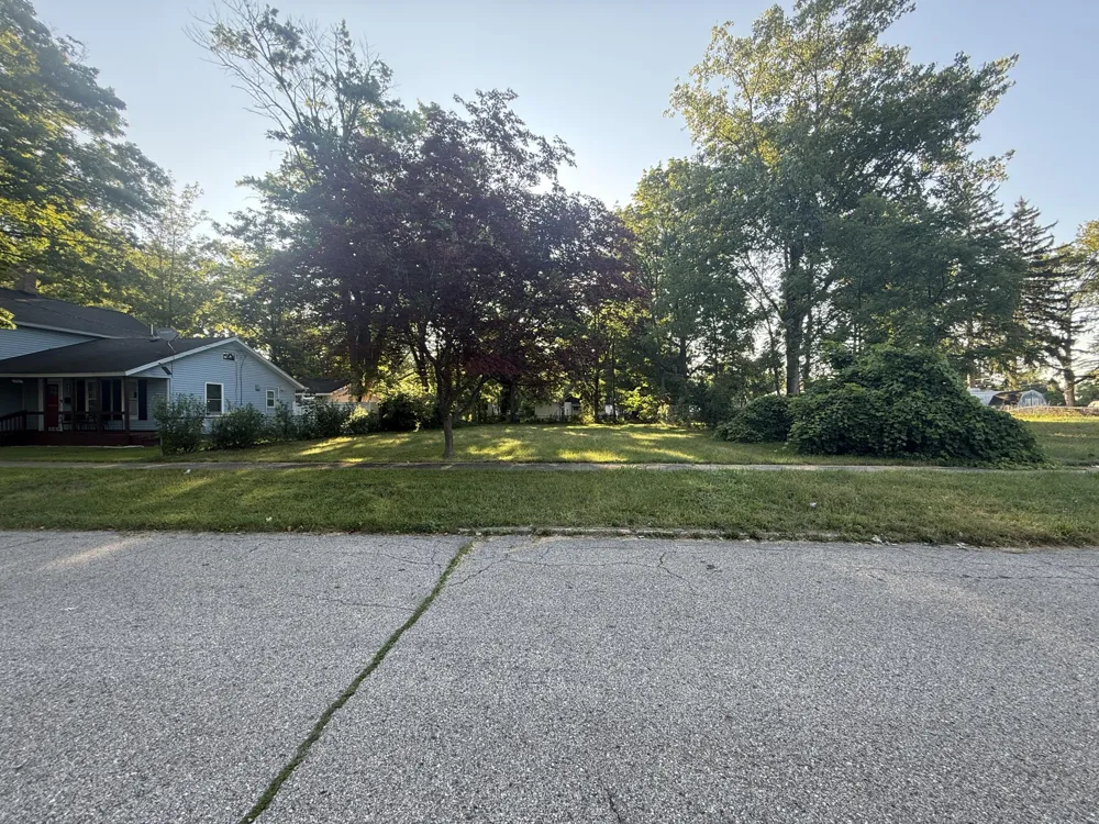 1015 6th Street Niles, MI 49120