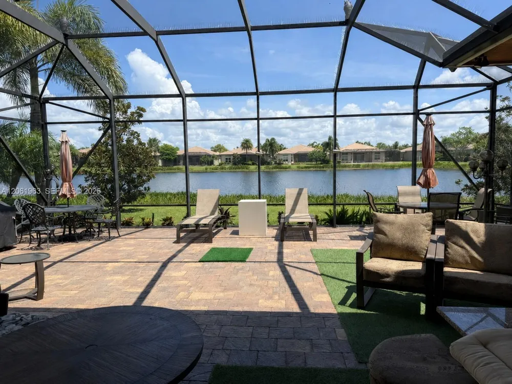8195 Alpine Ridge Rd #8195 Boynton Beach, FL 33473