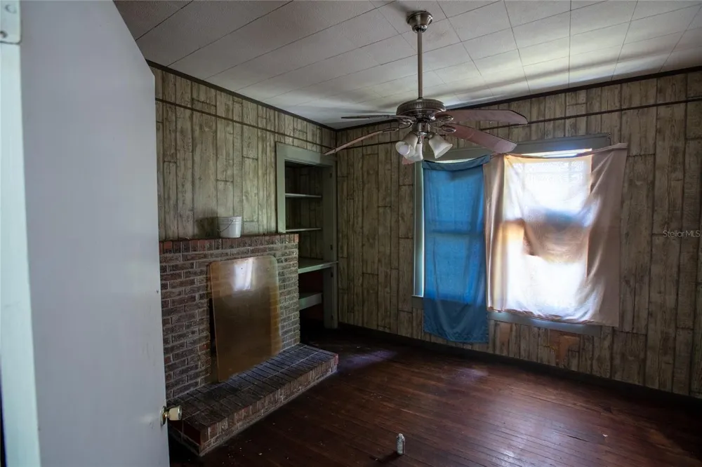 14962 NE US HIGHWAY 301 Waldo, FL 32694