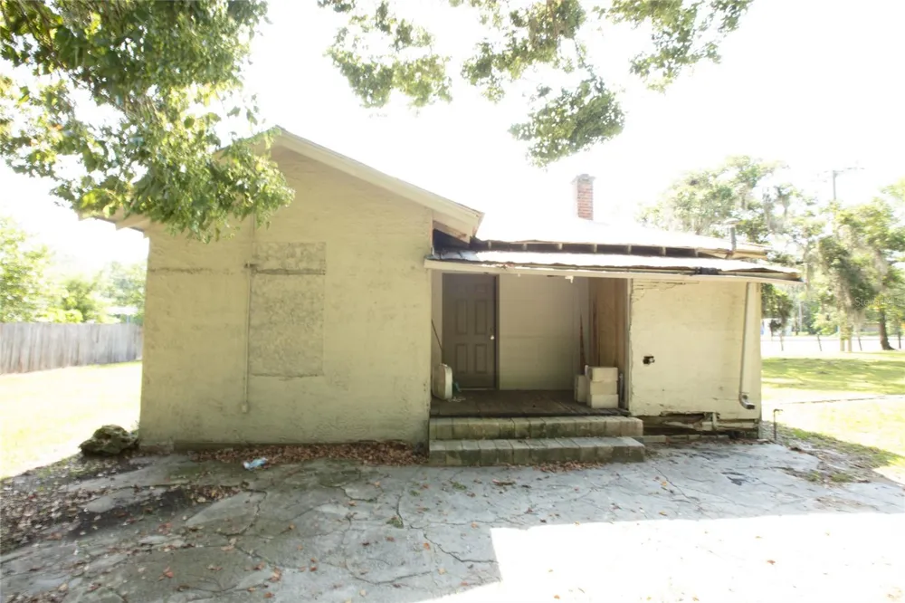 14962 NE US HIGHWAY 301 Waldo, FL 32694