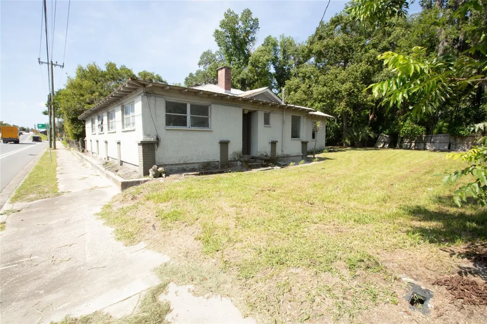 14962 NE US HIGHWAY 301 Waldo, FL 32694