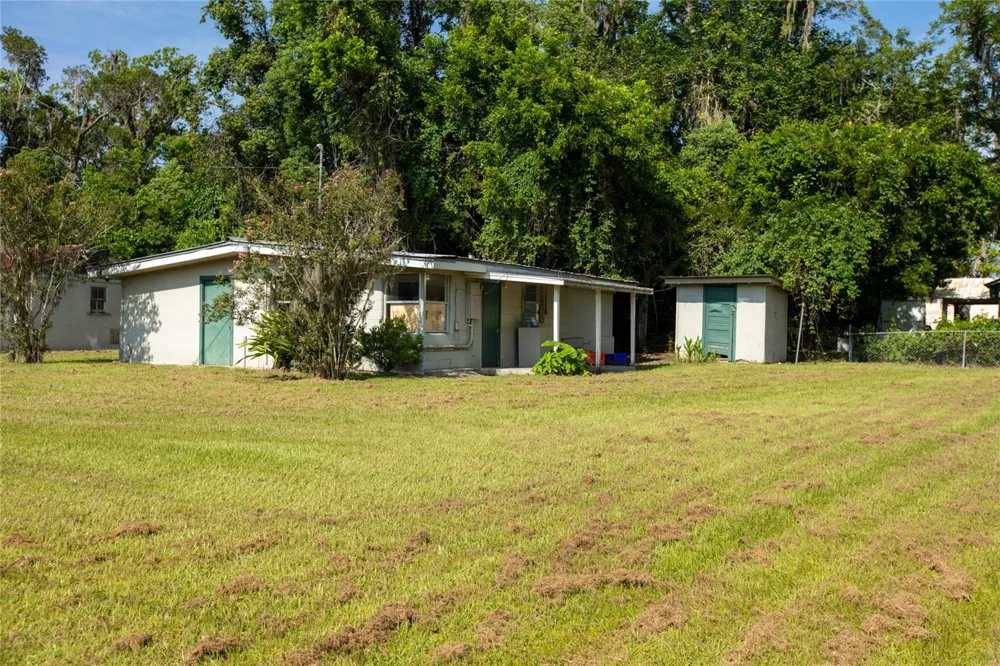 14962 NE US HIGHWAY 301 Waldo, FL 32694