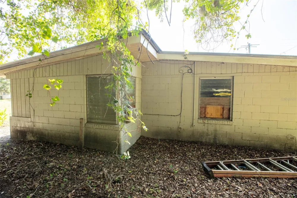 14962 NE US HIGHWAY 301 Waldo, FL 32694