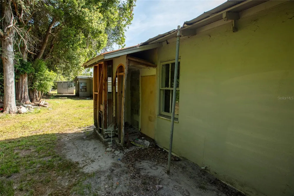 14962 NE US HIGHWAY 301 Waldo, FL 32694