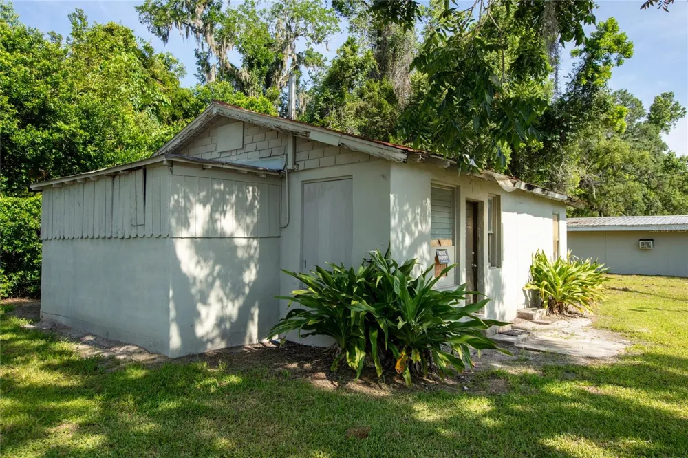 14962 NE US HIGHWAY 301 Waldo, FL 32694