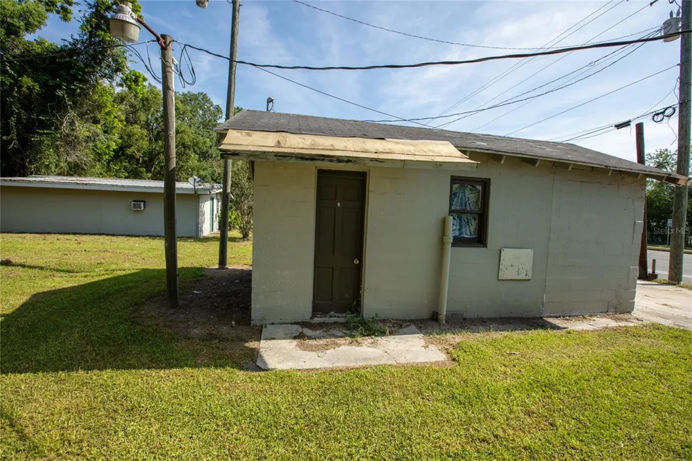 14962 NE US HIGHWAY 301 Waldo, FL 32694