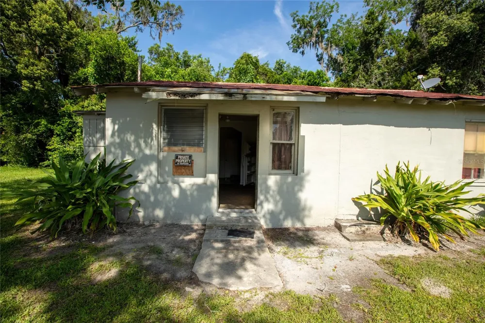 14962 NE US HIGHWAY 301 Waldo, FL 32694