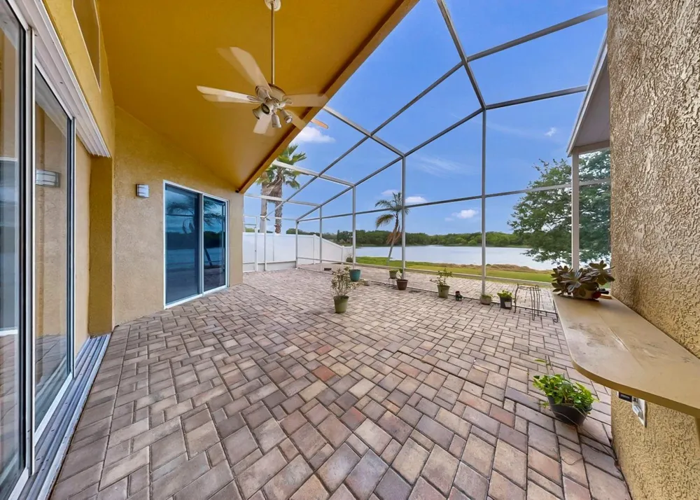 220 ROSANA DRIVE Brandon, FL 33511