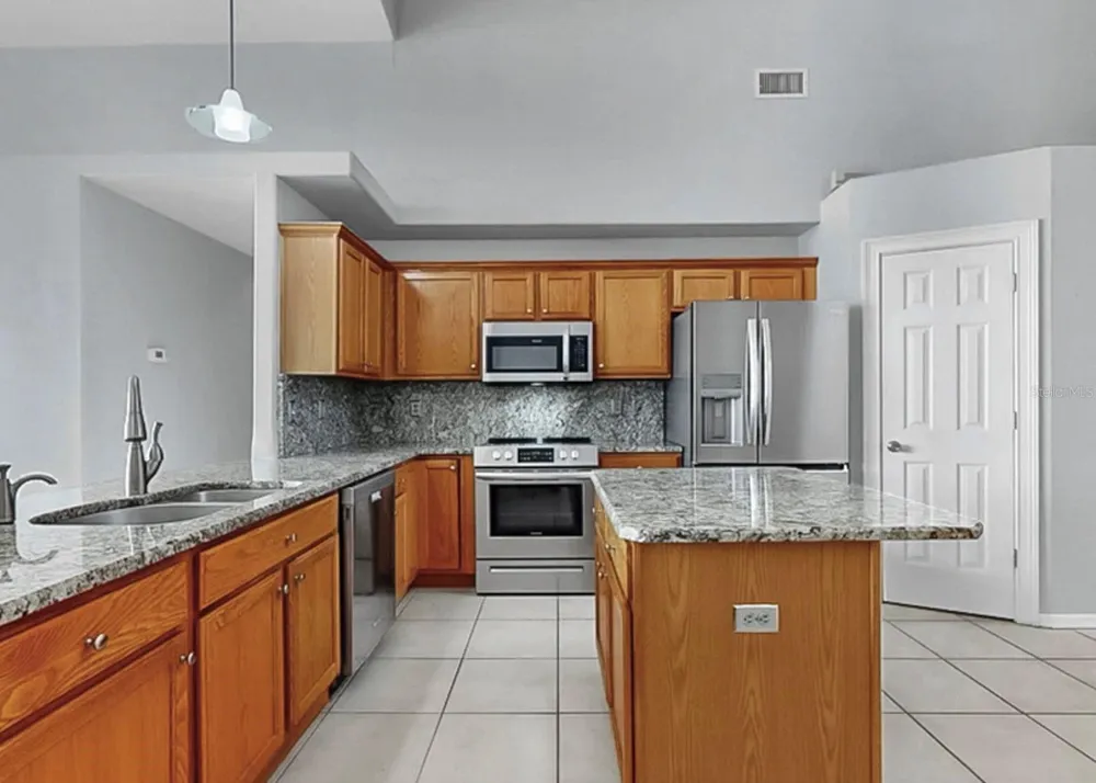 220 ROSANA DRIVE Brandon, FL 33511