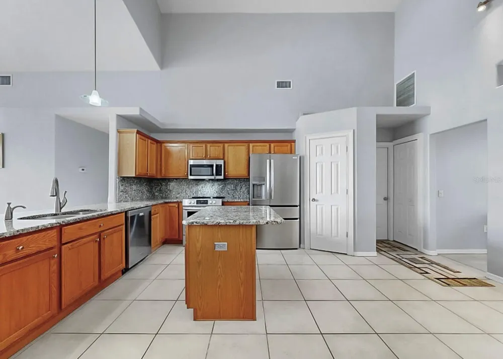 220 ROSANA DRIVE Brandon, FL 33511