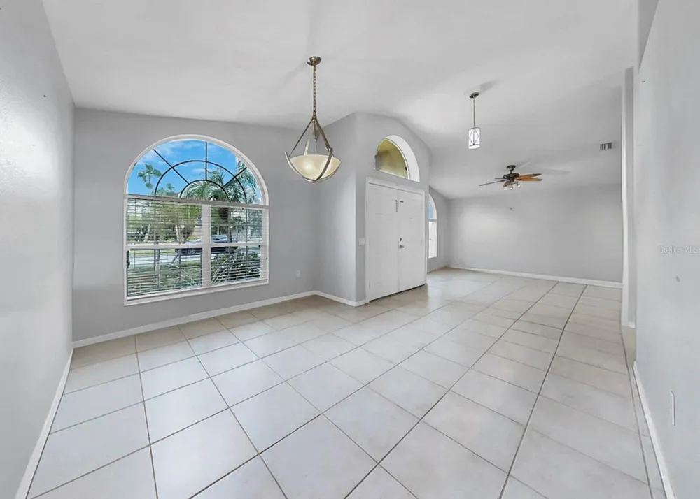 220 ROSANA DRIVE Brandon, FL 33511