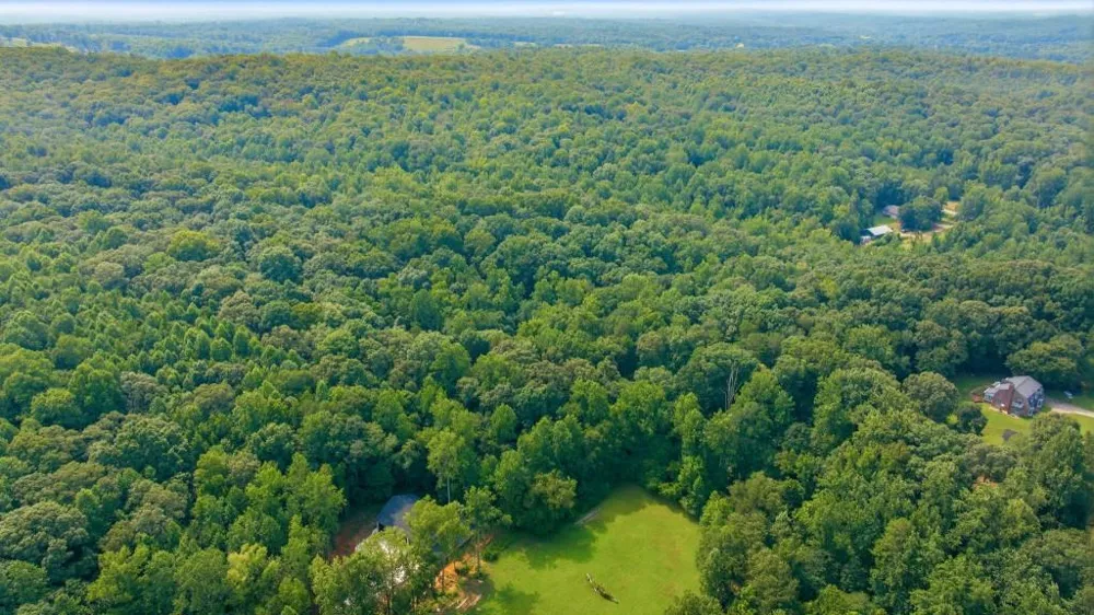 4215 Whiporwill Road Gillsville, GA 30543