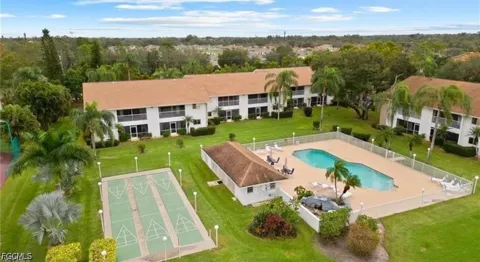 Camelot Gardens Boulevard #109