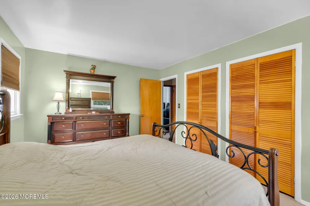 73 Newbury Road Howell, NJ 07731