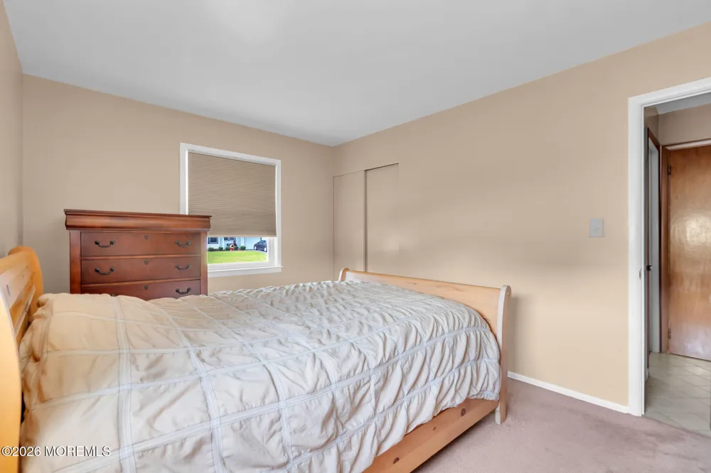 73 Newbury Road Howell, NJ 07731