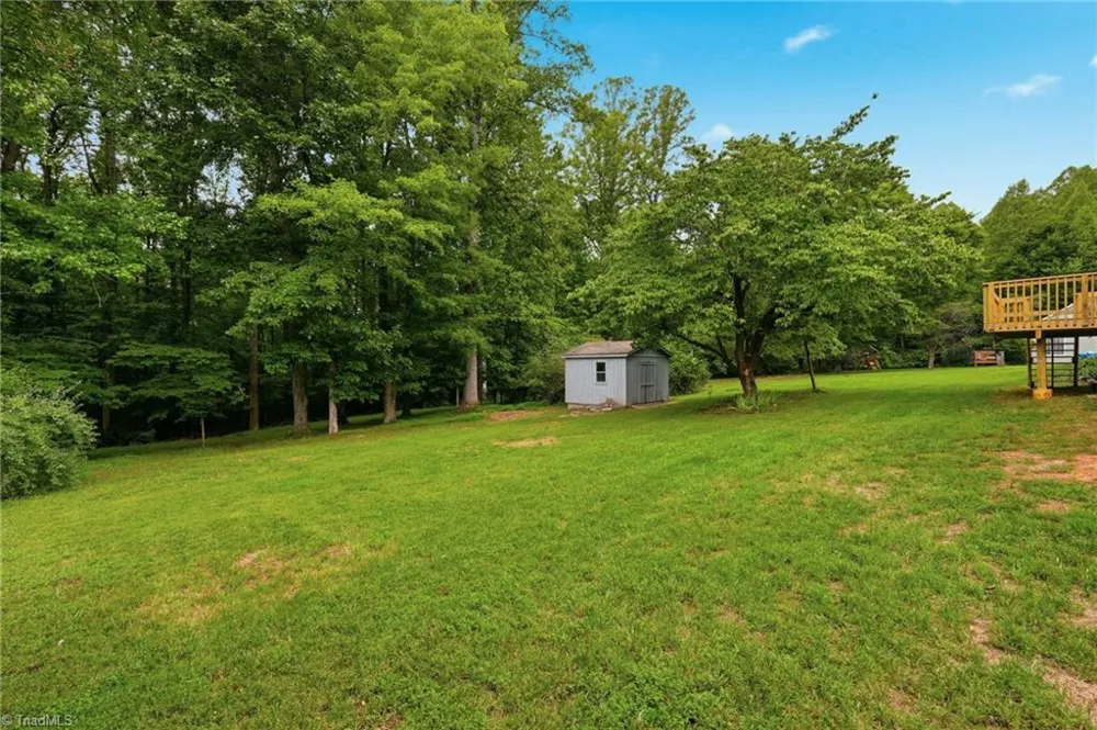 140 Clifton Drive Reidsville, NC 27320