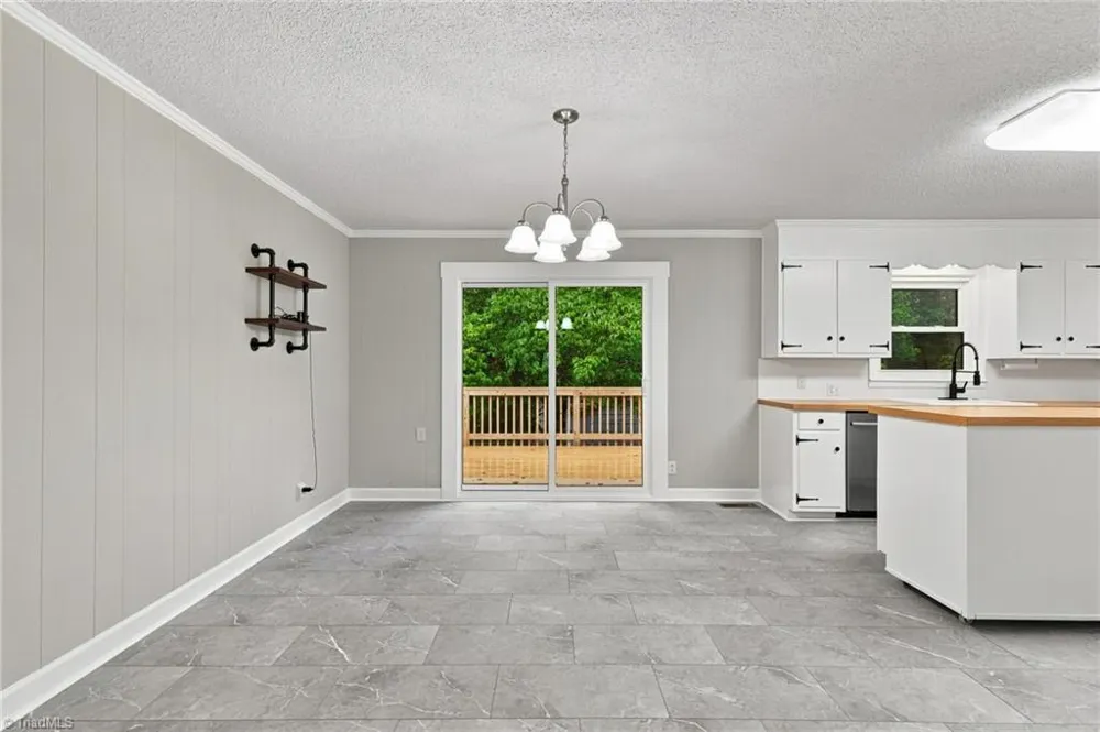 140 Clifton Drive Reidsville, NC 27320