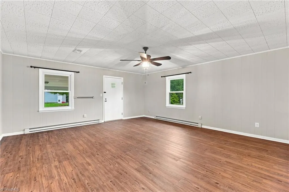 140 Clifton Drive Reidsville, NC 27320