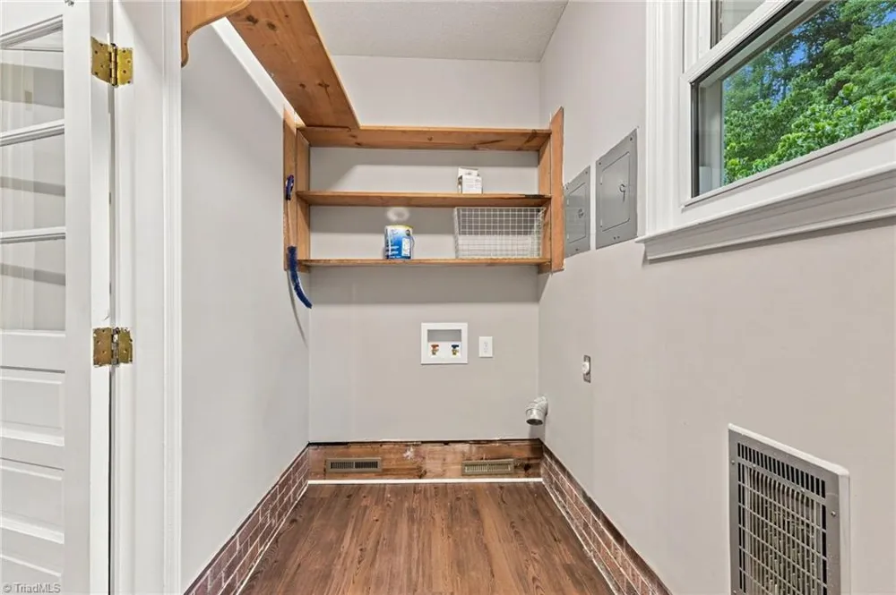 140 Clifton Drive Reidsville, NC 27320