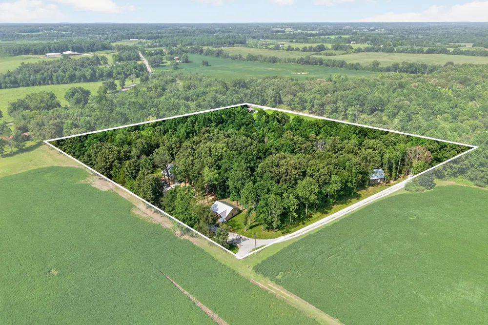 259 Jim Warren Rd McMinnville, TN 37110