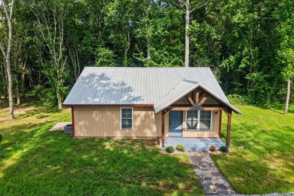259 Jim Warren Rd McMinnville, TN 37110