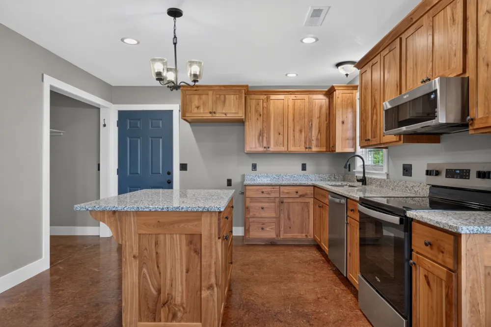 259 Jim Warren Rd McMinnville, TN 37110