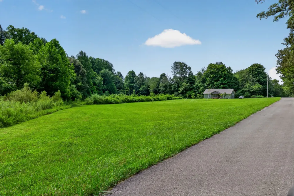 259 Jim Warren Rd McMinnville, TN 37110